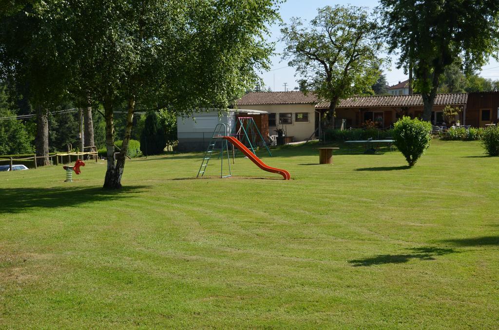 Camping  Le grun de Chignore Vollore-Ville Extérieur photo